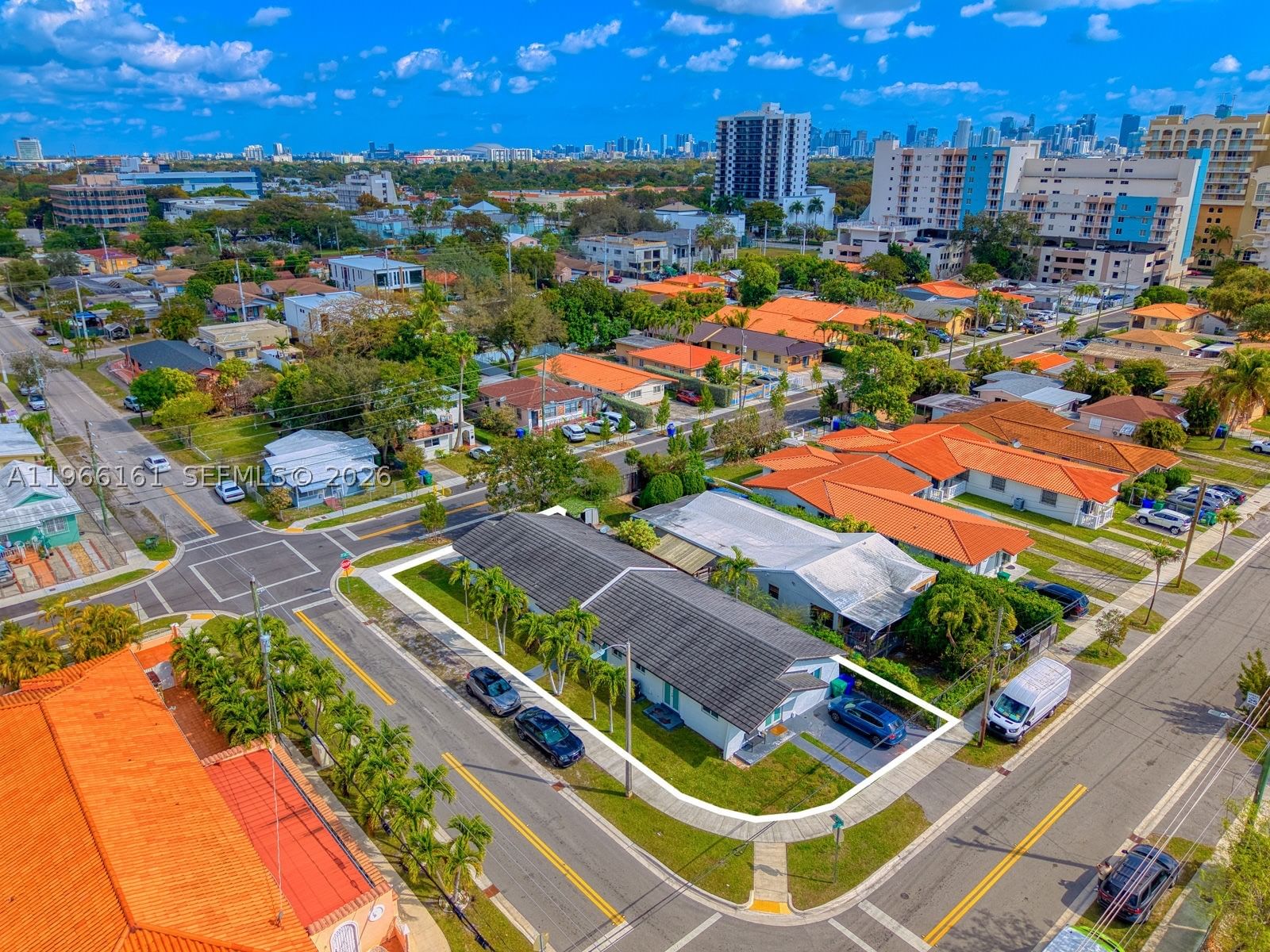 Real estate property located at 2841 24th Ter, Miami-dade, The Pines, Miami, FL