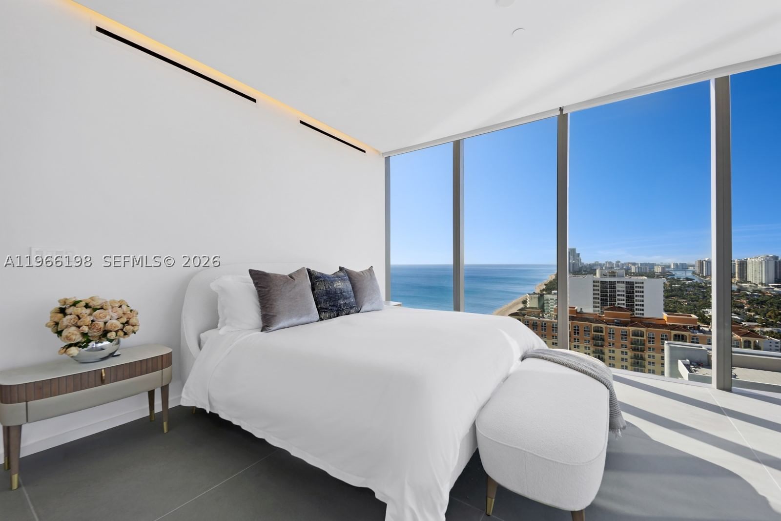 Real estate property located at 2000 Ocean Dr #25B, Broward, 2000 Ocean Condo, Hallandale Beach, FL