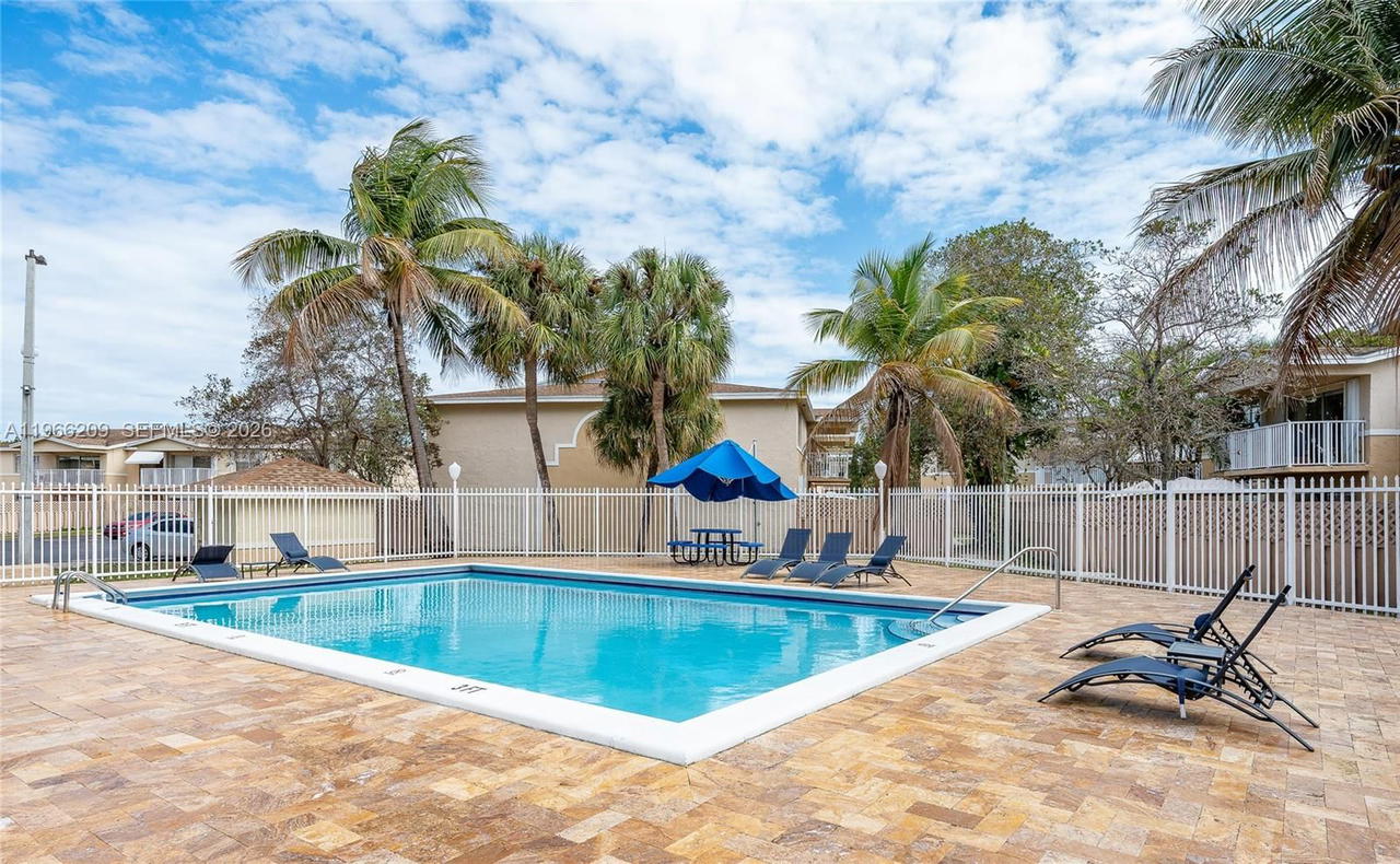 Real estate property located at 4350 79th Ave #1B, Miami-dade, Doral Gardens Condo, Doral, FL