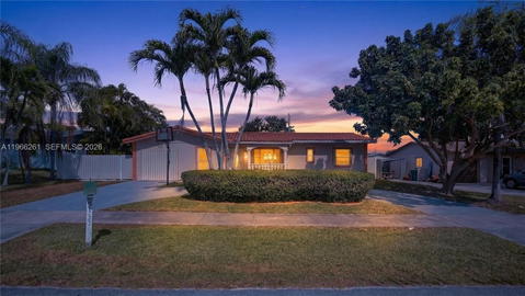 Real estate property located at 9131 178th Ter, Miami-dade, Bel Aire Sec 17, Palmetto Bay, FL