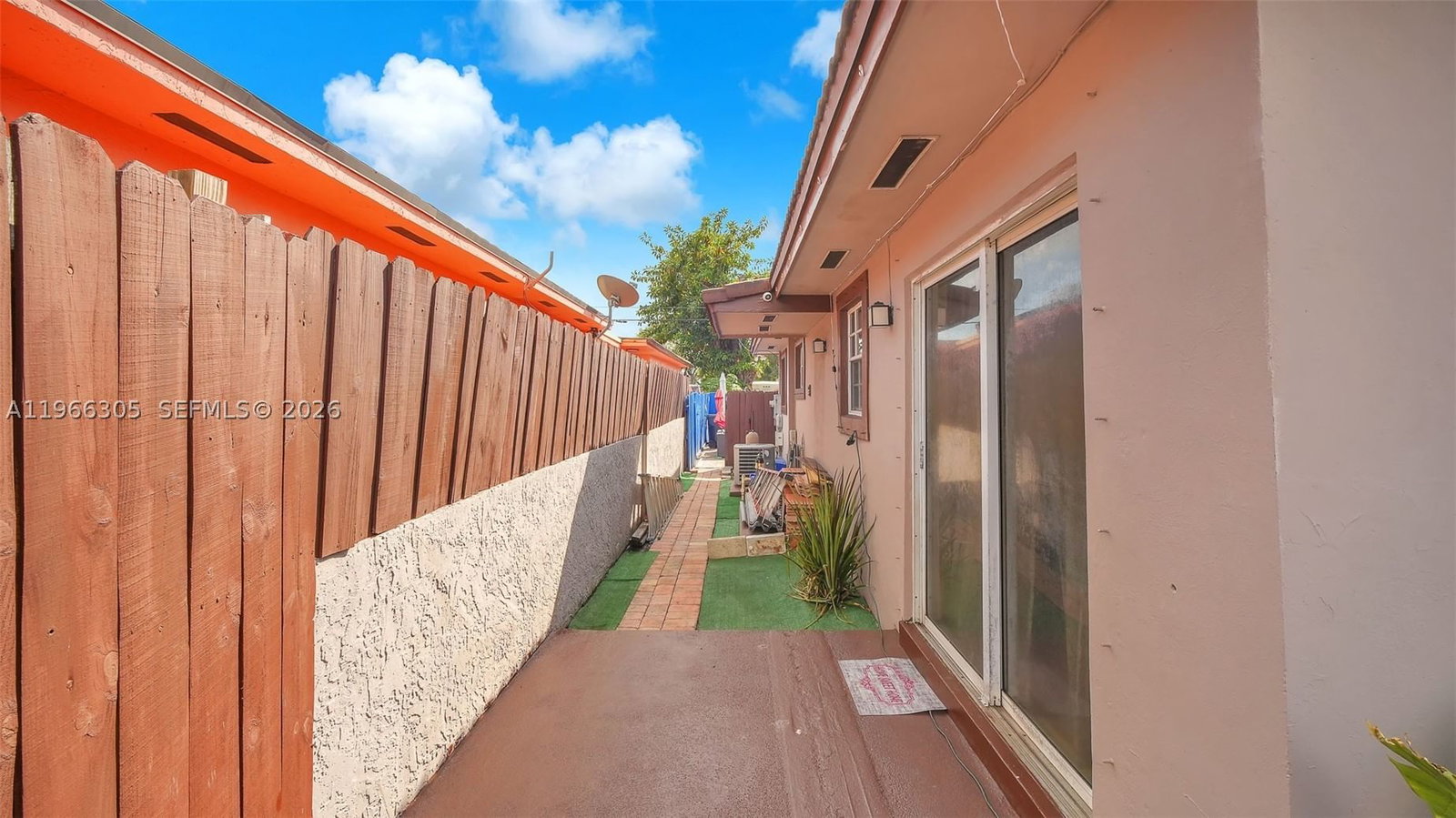 Real estate property located at 5720 39th St, Broward, Sunland Park Section 2, West Park, FL
