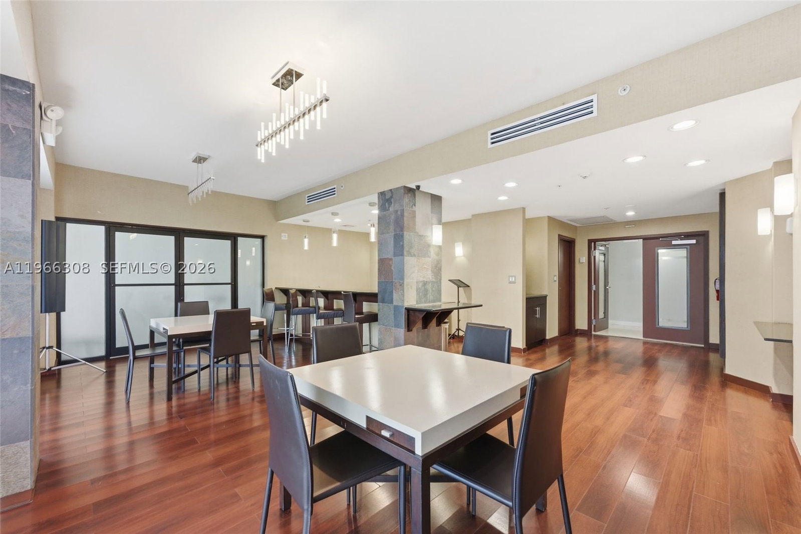 Real estate property located at 3300 191st St #714, Miami-dade, Parc Central Aventura Sou, Aventura, FL