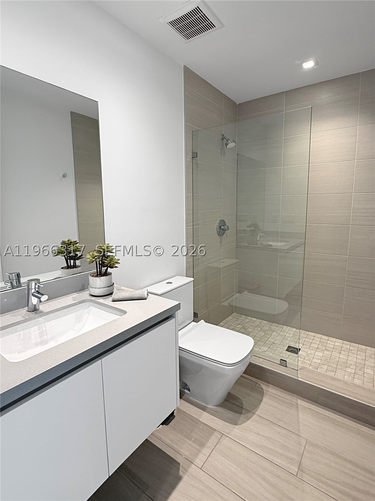 Real estate property located at 16582 Botaniko Dr S, Broward, Weston Estates, Weston, FL
