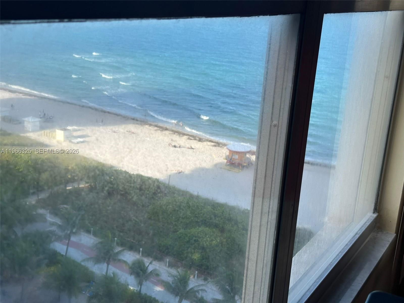 Real estate property located at 6039 Collins Ave #1517, Miami-dade, Maison Grande Condo, Miami Beach, FL