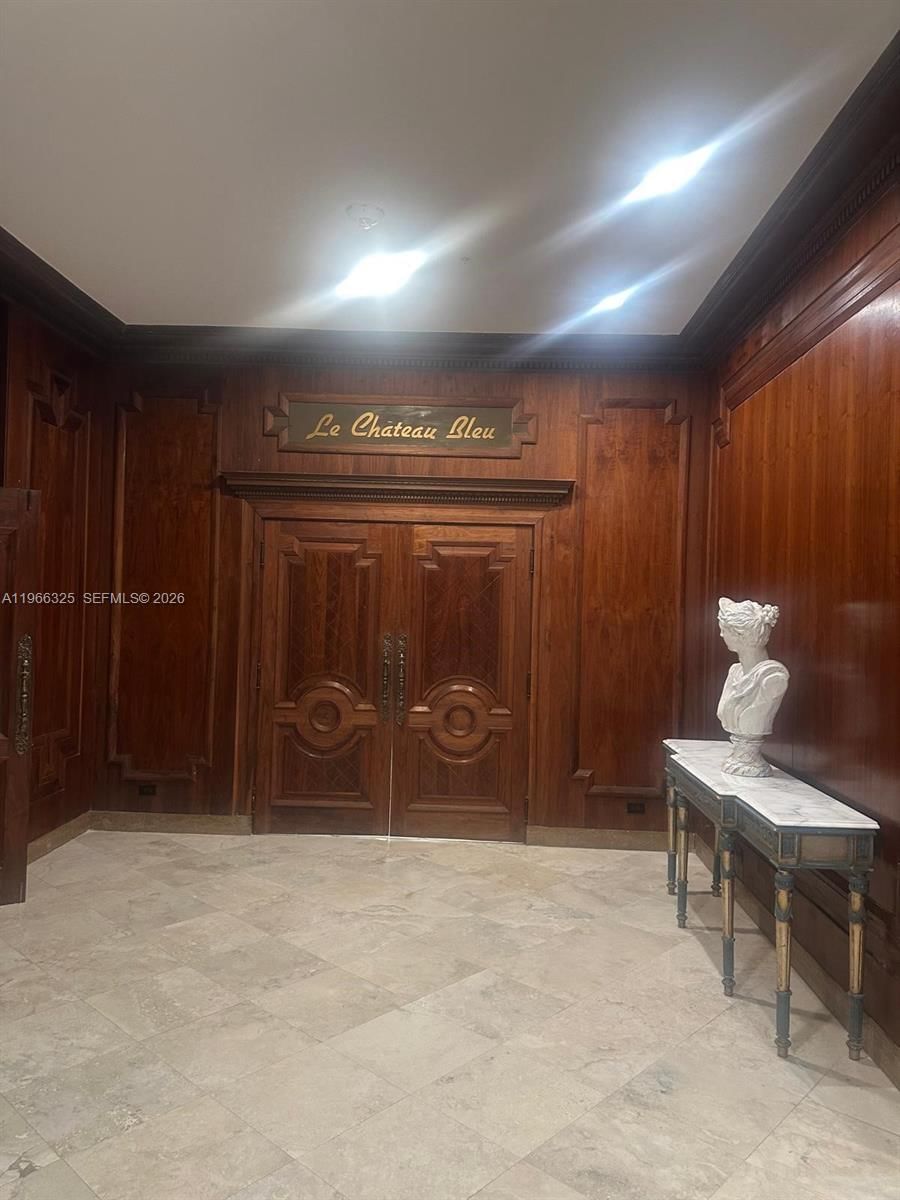 Real estate property located at 6039 Collins Ave #1517, Miami-dade, Maison Grande Condo, Miami Beach, FL