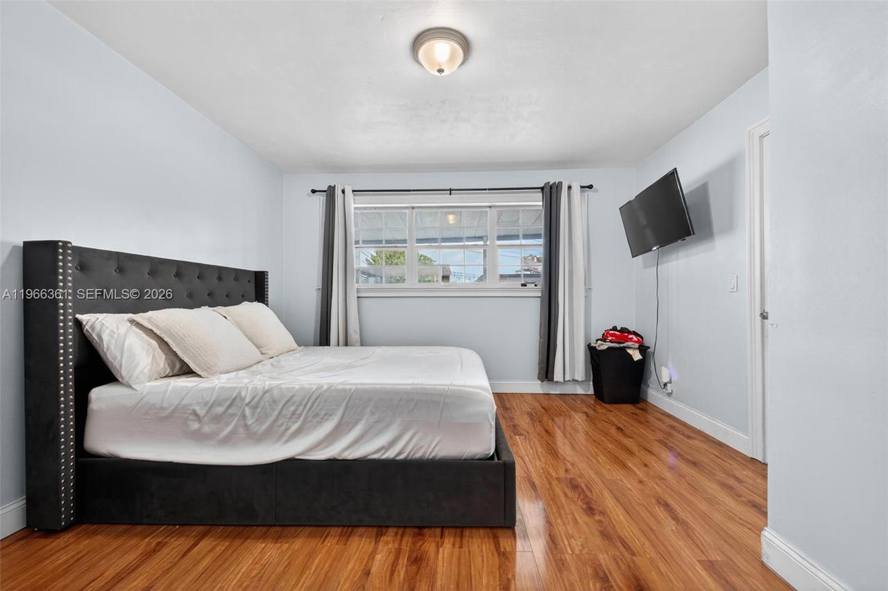 Real estate property located at 7751 32nd St, Broward, Driftwood Estates No 15, Davie, FL