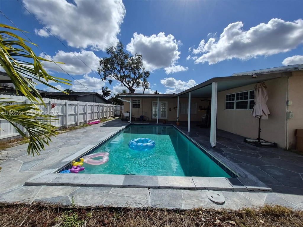 Real estate property located at 7751 32nd St, Broward, Driftwood Estates No 15, Davie, FL