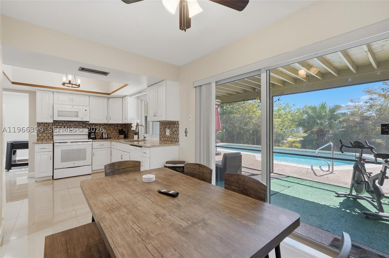 Real estate property located at 11420 32nd Pl, Broward, Sunrise Golf Village Sec, Sunrise, FL