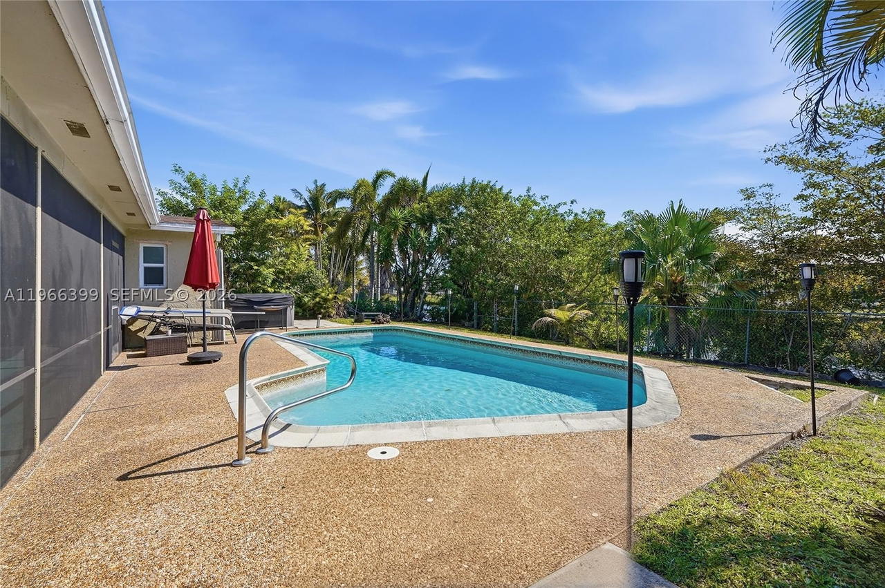 Real estate property located at 11420 32nd Pl, Broward, Sunrise Golf Village Sec, Sunrise, FL
