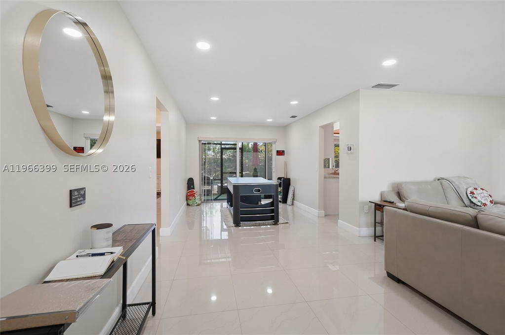 Real estate property located at 11420 32nd Pl, Broward, Sunrise Golf Village Sec, Sunrise, FL