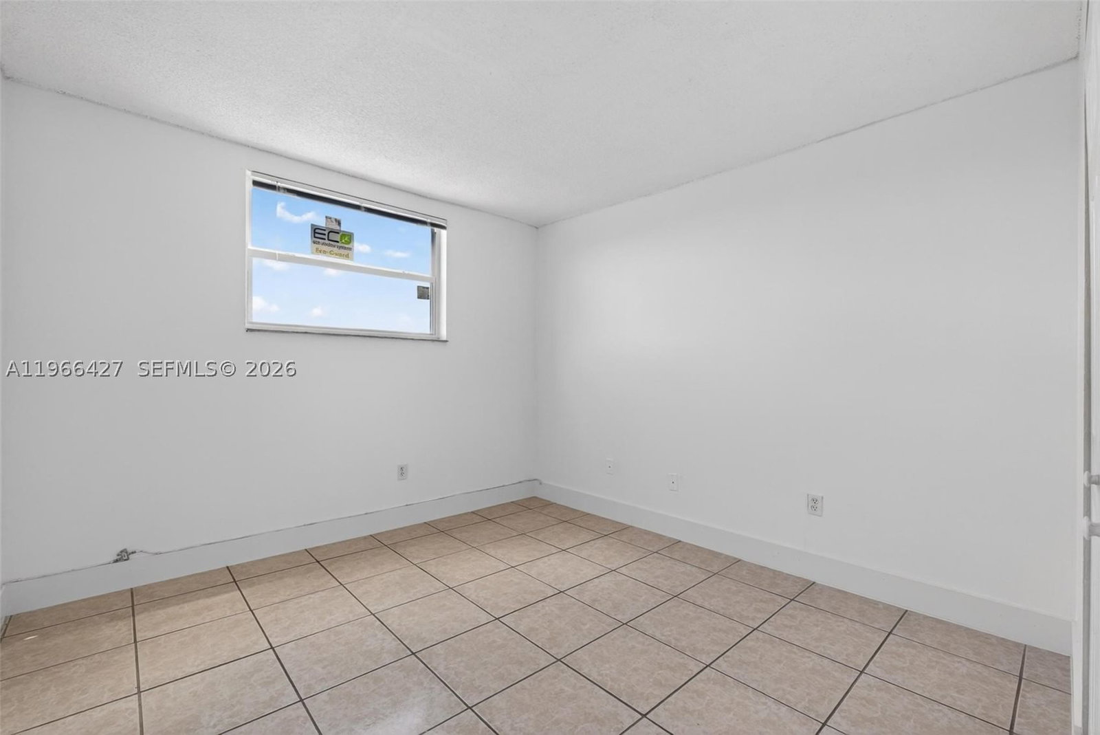 Real estate property located at 606 81st St #302, Miami-dade, Las Estrellas Condo, Hialeah, FL