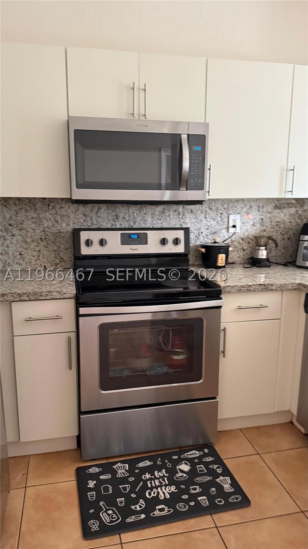 Real estate property located at 17720 73rd Ave #105, Miami-dade, Shoma Homes At Country Cl, Hialeah, FL