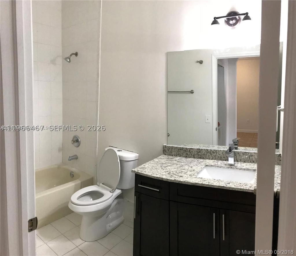 Real estate property located at 17720 73rd Ave #105, Miami-dade, Shoma Homes At Country Cl, Hialeah, FL
