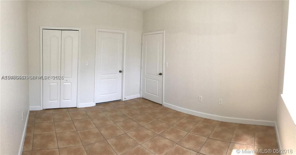 Real estate property located at 17720 73rd Ave #105, Miami-dade, Shoma Homes At Country Cl, Hialeah, FL