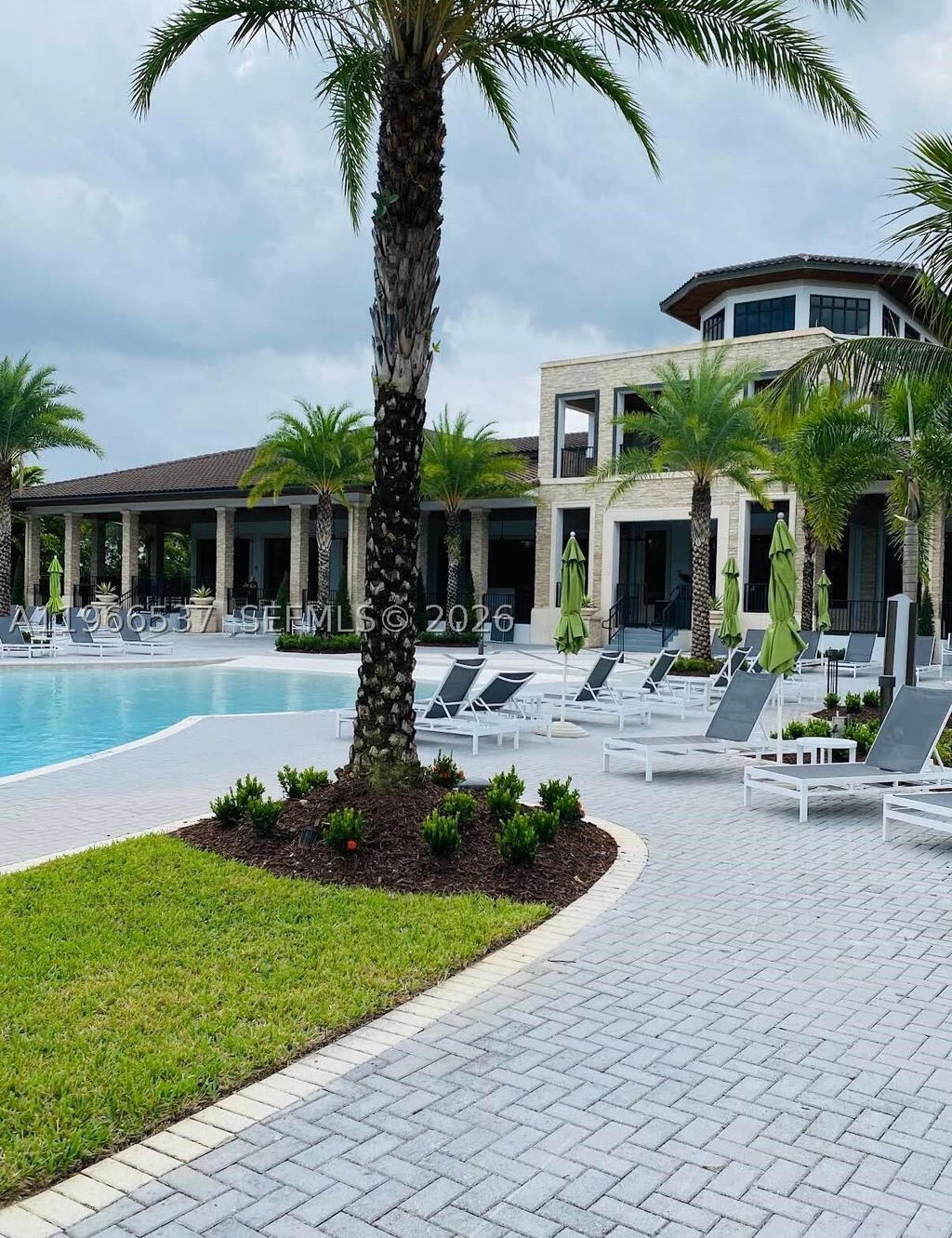Real estate property located at 10407 82nd St #5, Miami-dade, Highland At Park Central, Doral, FL