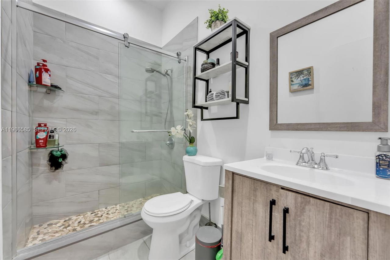 Real estate property located at 14813 81st St A, Miami-dade, Kendale Royal Sub, Miami, FL