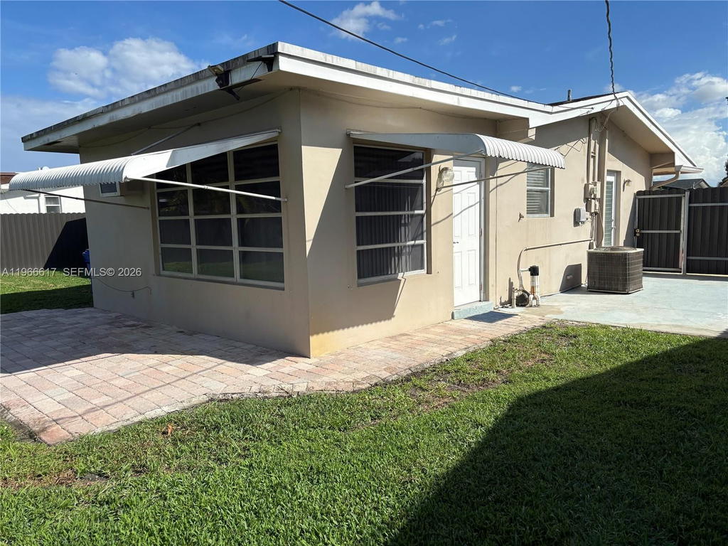 Real estate property located at 8371 15th Ct, Broward, Boulevard Heights Sec 9, Pembroke Pines, FL