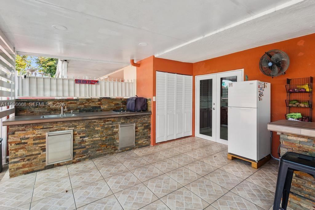 Real estate property located at 10951 Okeechobee Rd #101, Miami-dade, Garden Villas Condo Ii, Hialeah Gardens, FL