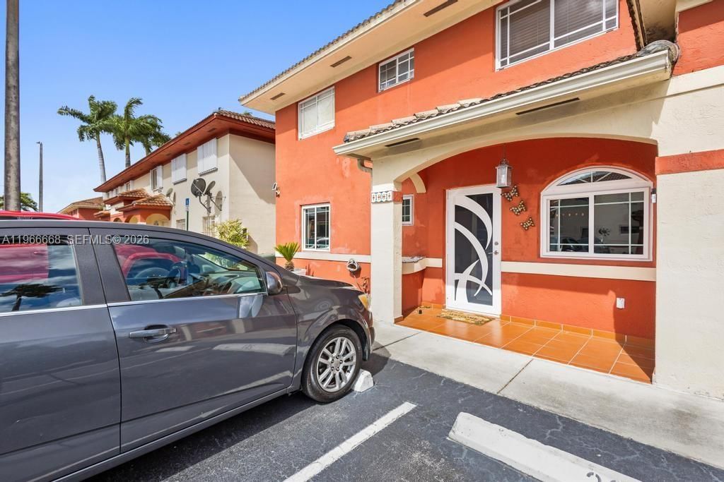 Real estate property located at 10951 Okeechobee Rd #101, Miami-dade, Garden Villas Condo Ii, Hialeah Gardens, FL