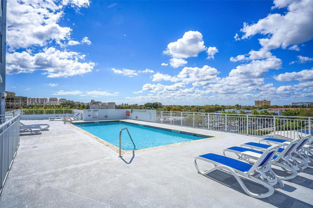 Real estate property located at 60 37th Ave #1004, Miami-dade, Douglas Place Condo, Miami, FL