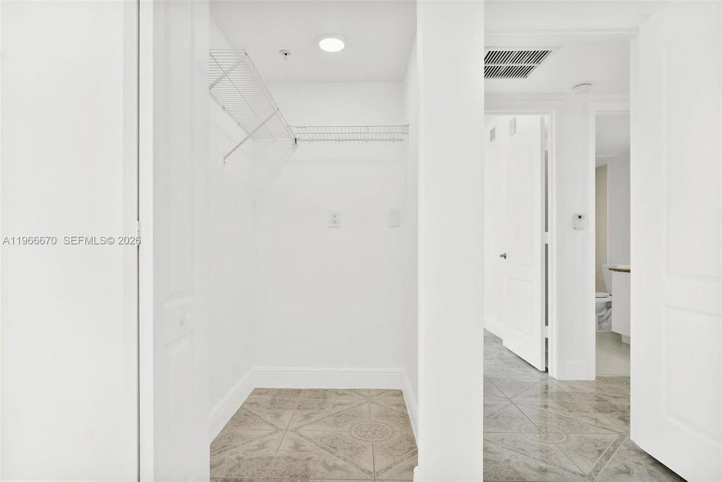 Real estate property located at 60 37th Ave #1004, Miami-dade, Douglas Place Condo, Miami, FL