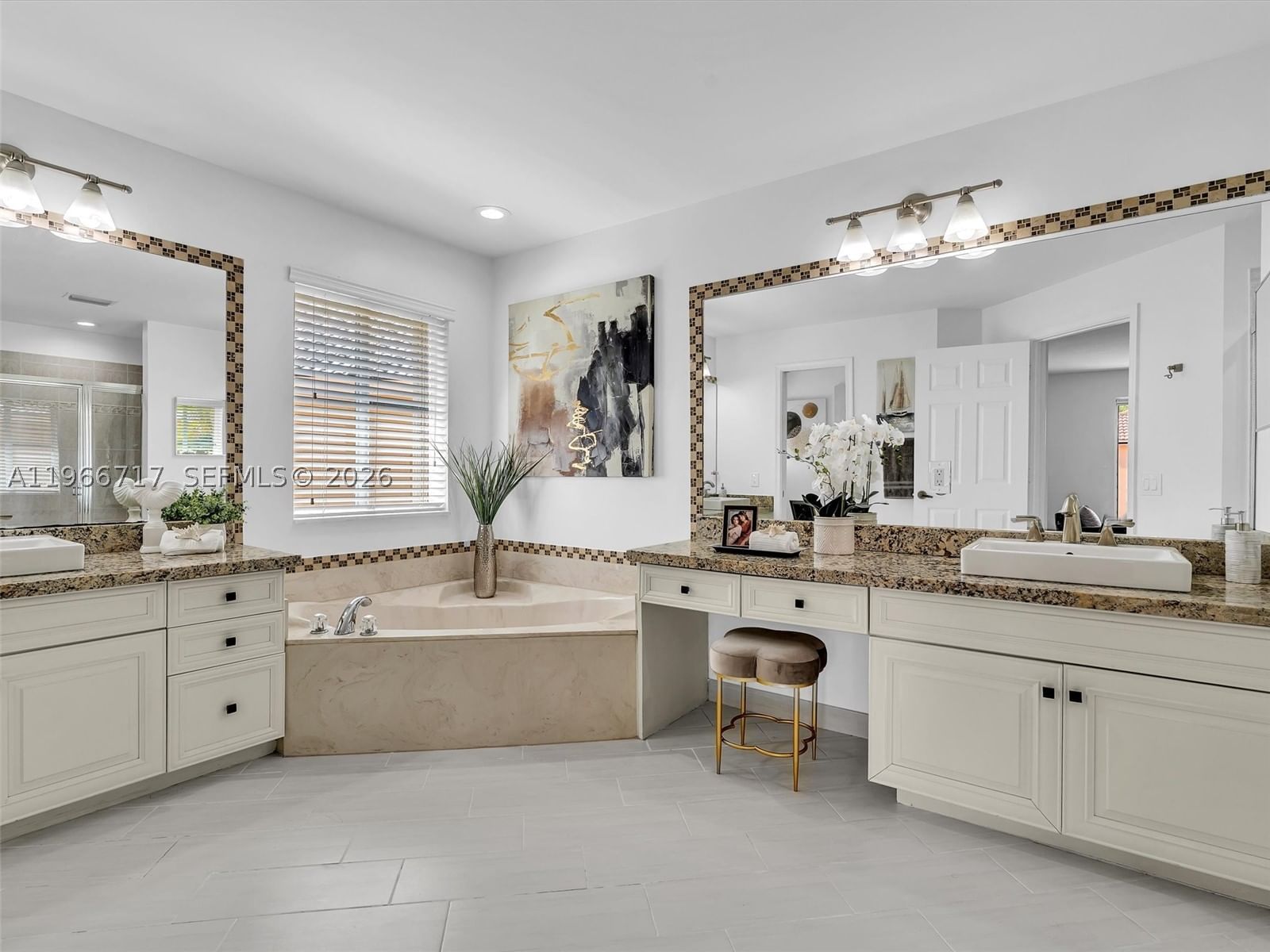 Real estate property located at 1469 Kite Ct, Broward, Sector 2-parcels 1 2 3 4, Weston, FL