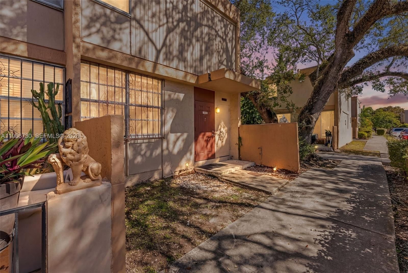 Real estate property located at 6149 69th St #12, Miami-dade, Lee Park Condo, South Miami, FL