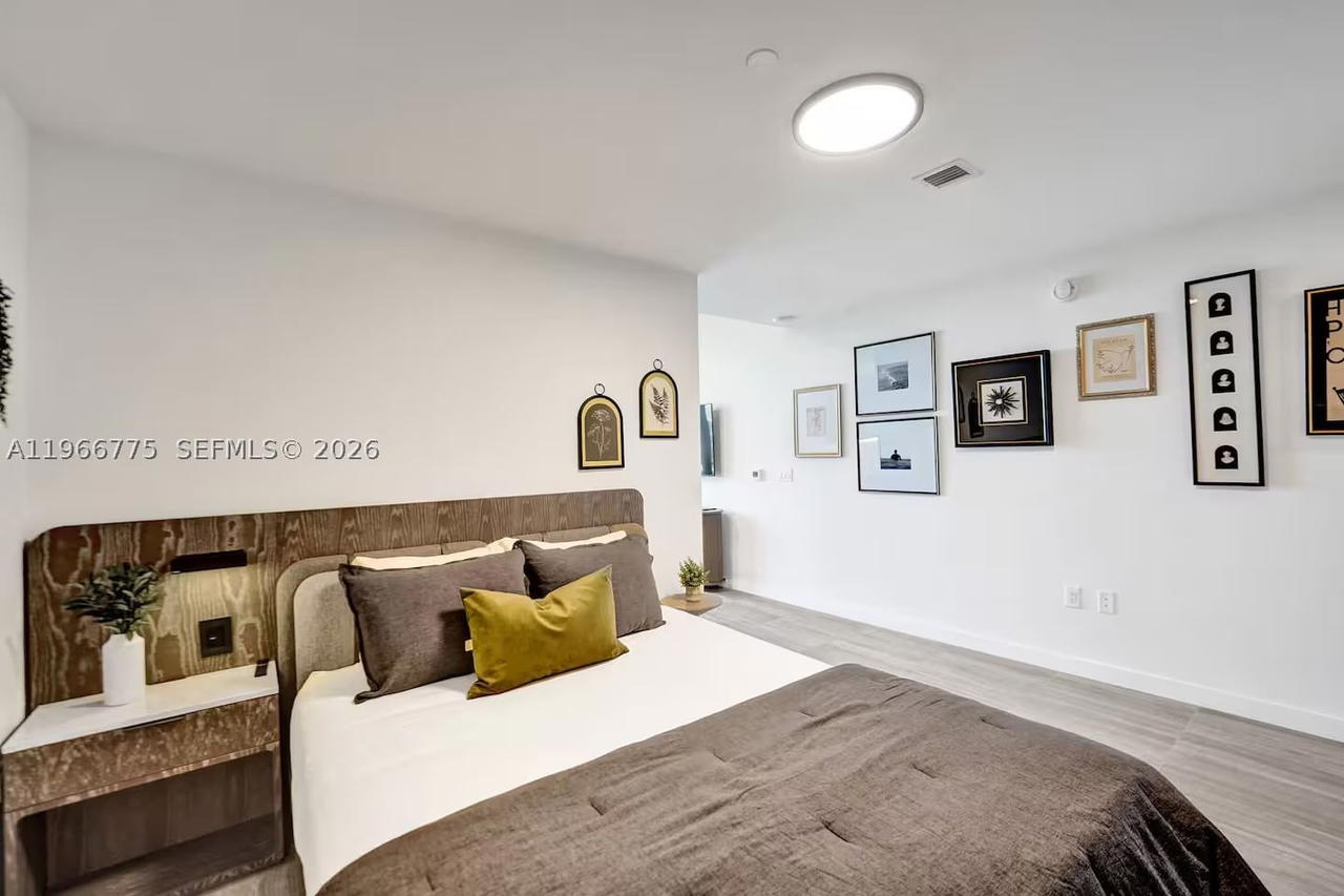 Real estate property located at 580 72nd St #705, Miami-dade, 72 Park, Miami Beach, FL