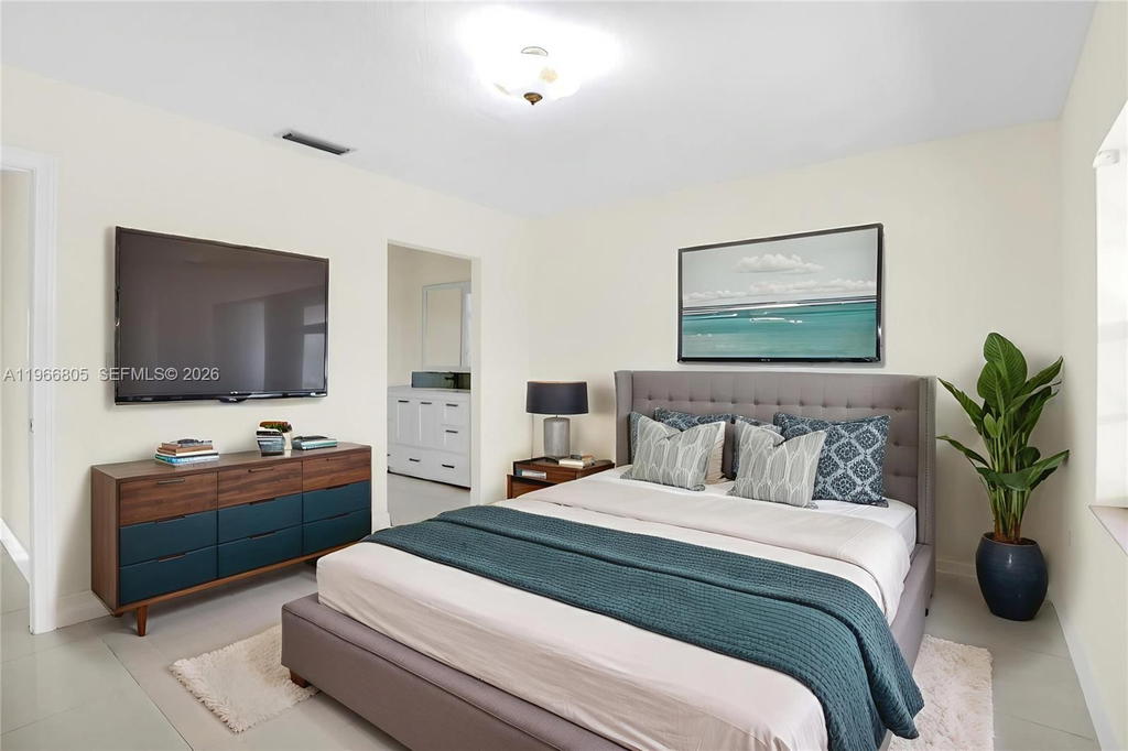 Real estate property located at 13844 15th St, Miami-dade, Coral West Heights 2nd Ad, Miami, FL