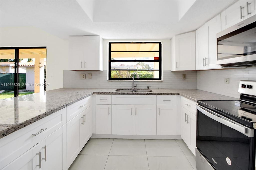 Real estate property located at 13844 15th St, Miami-dade, Coral West Heights 2nd Ad, Miami, FL