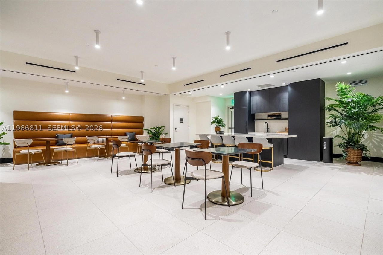 Real estate property located at 225 Miami Ave #3307, Miami-dade, Miami North, Miami, FL
