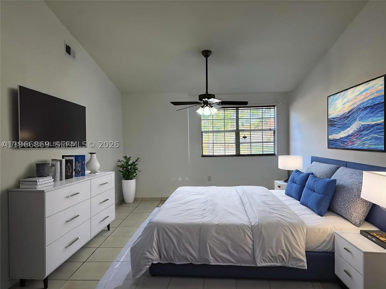 Real estate property located at 18328 68th Ave H, Miami-dade, La Hacienda Country Club, Hialeah, FL