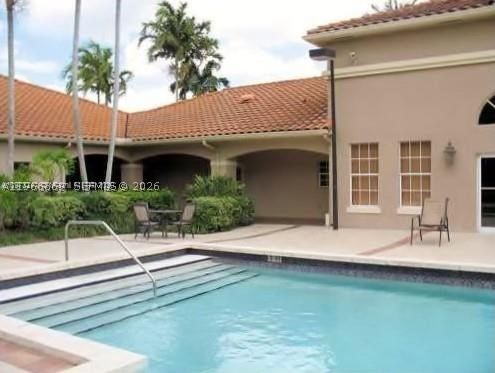 Real estate property located at 18328 68th Ave H, Miami-dade, La Hacienda Country Club, Hialeah, FL