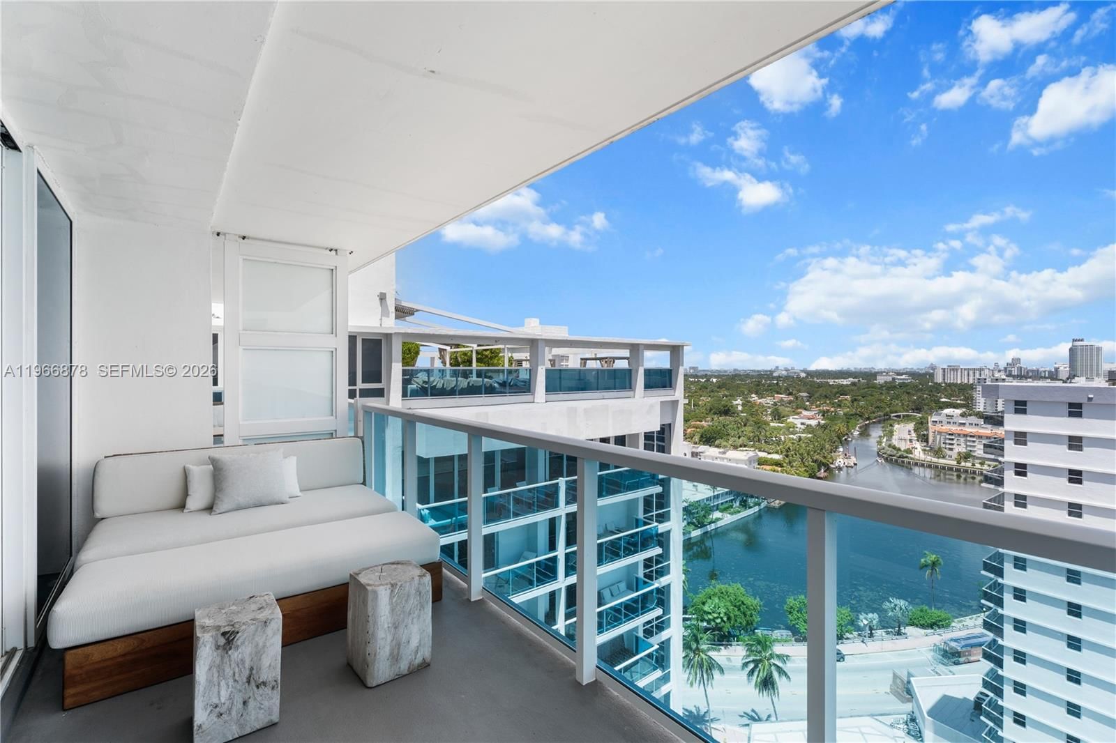 Real estate property located at 102 24th St PH-1703, Miami-dade, 2399 Collins Avenue, Miami Beach, FL
