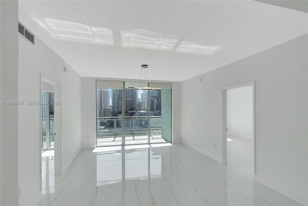 Real estate property located at 90 3rd St #1602, Miami-dade, Ivy Condo, Miami, FL