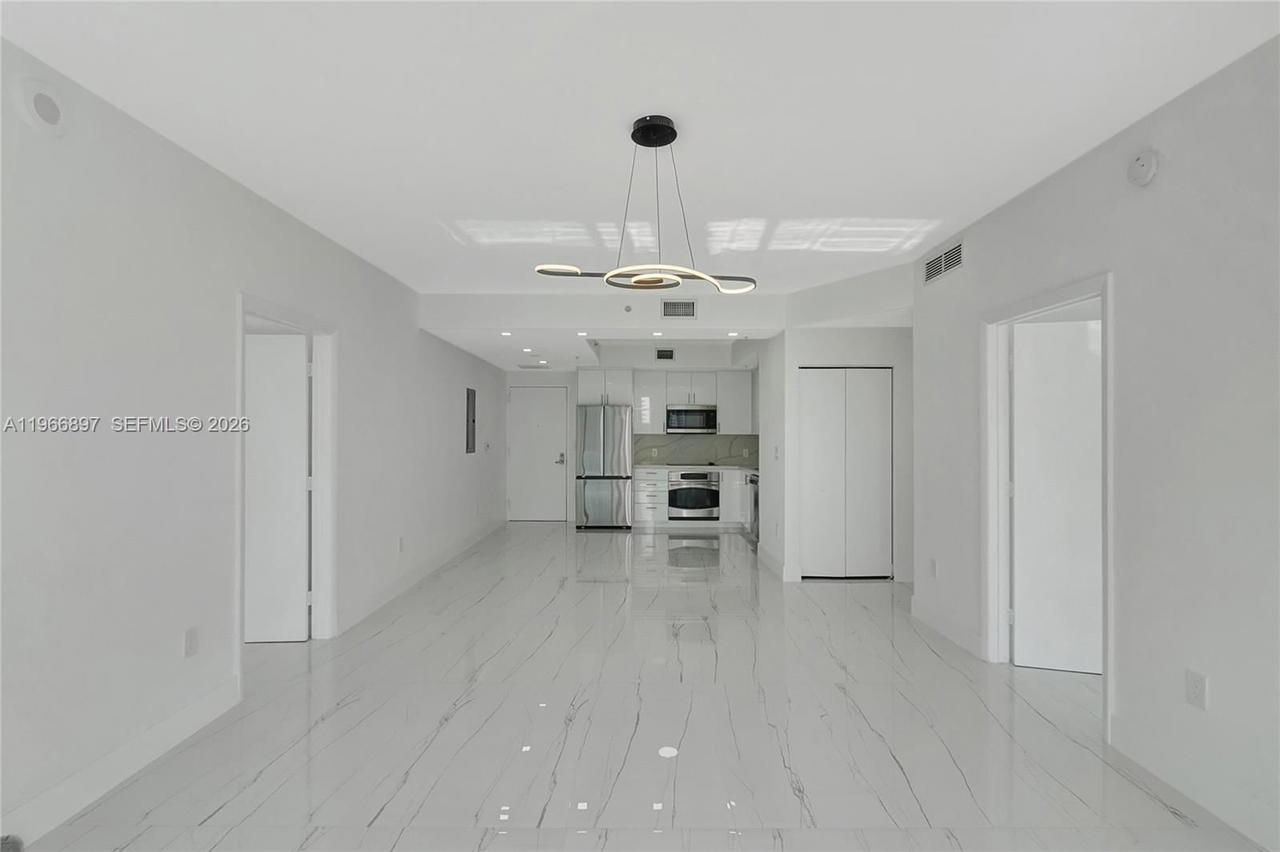 Real estate property located at 90 3rd St #1602, Miami-dade, Ivy Condo, Miami, FL