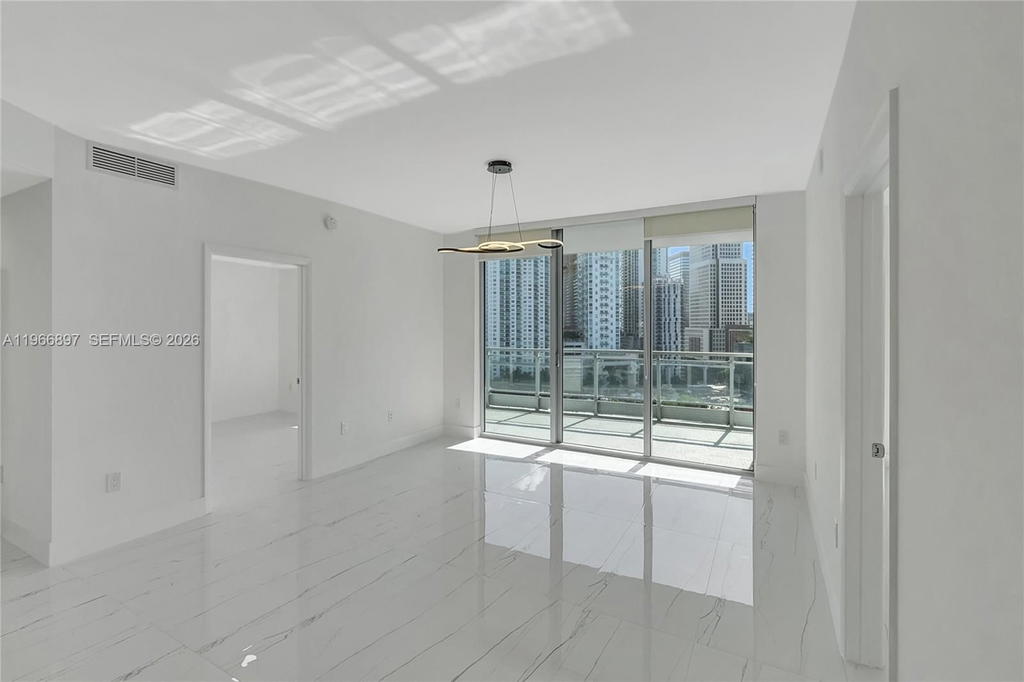 Real estate property located at 90 3rd St #1602, Miami-dade, Ivy Condo, Miami, FL