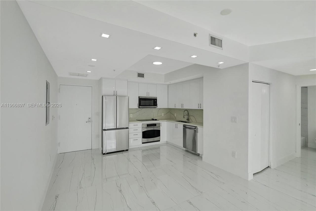 Real estate property located at 90 3rd St #1602, Miami-dade, Ivy Condo, Miami, FL