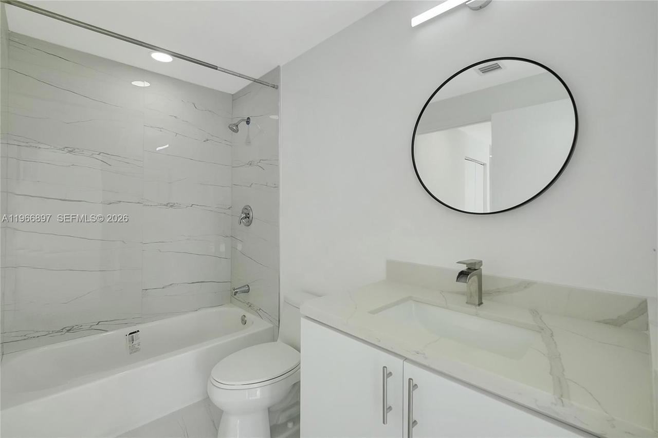 Real estate property located at 90 3rd St #1602, Miami-dade, Ivy Condo, Miami, FL