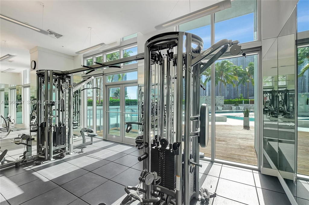 Real estate property located at 90 3rd St #1602, Miami-dade, Ivy Condo, Miami, FL