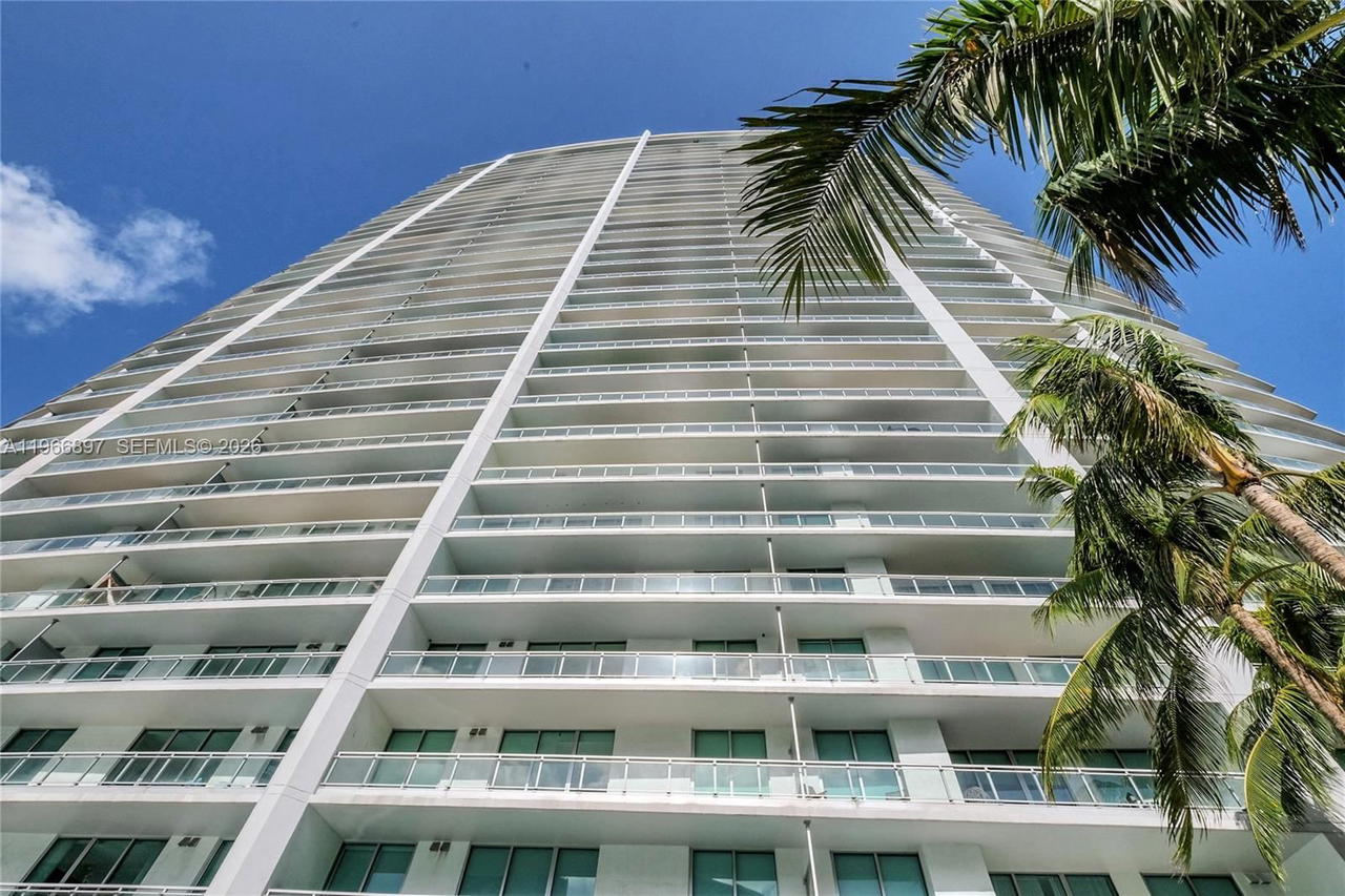 Real estate property located at 90 3rd St #1602, Miami-dade, Ivy Condo, Miami, FL