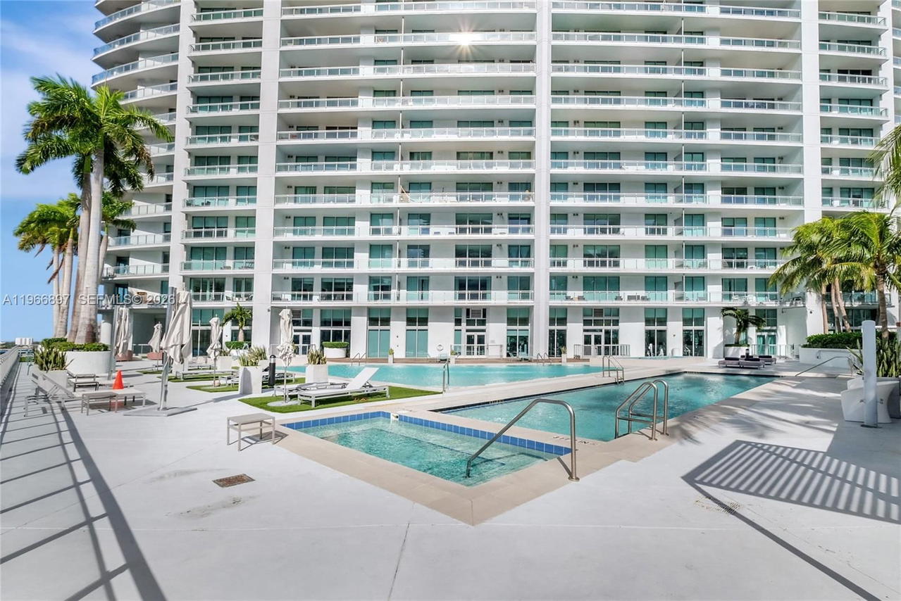 Real estate property located at 90 3rd St #1602, Miami-dade, Ivy Condo, Miami, FL