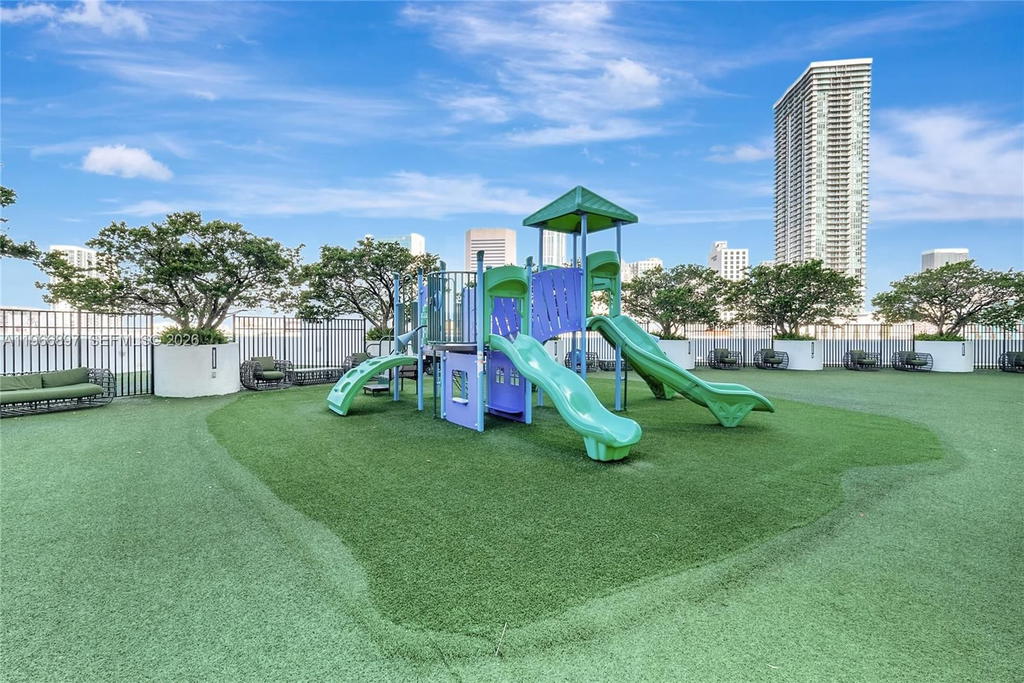 Real estate property located at 90 3rd St #1602, Miami-dade, Ivy Condo, Miami, FL