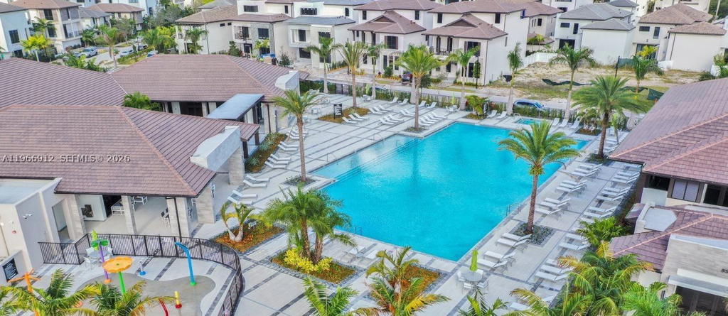 Real estate property located at 4745 84th Ct #42, Miami-dade, Urbana At The Residences, Doral, FL