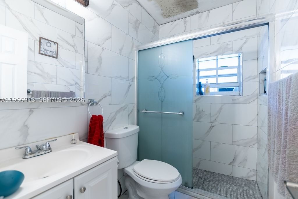 Real estate property located at 6101 Flagler St, Broward, Third Amend Plat Of Porti, Hollywood, FL