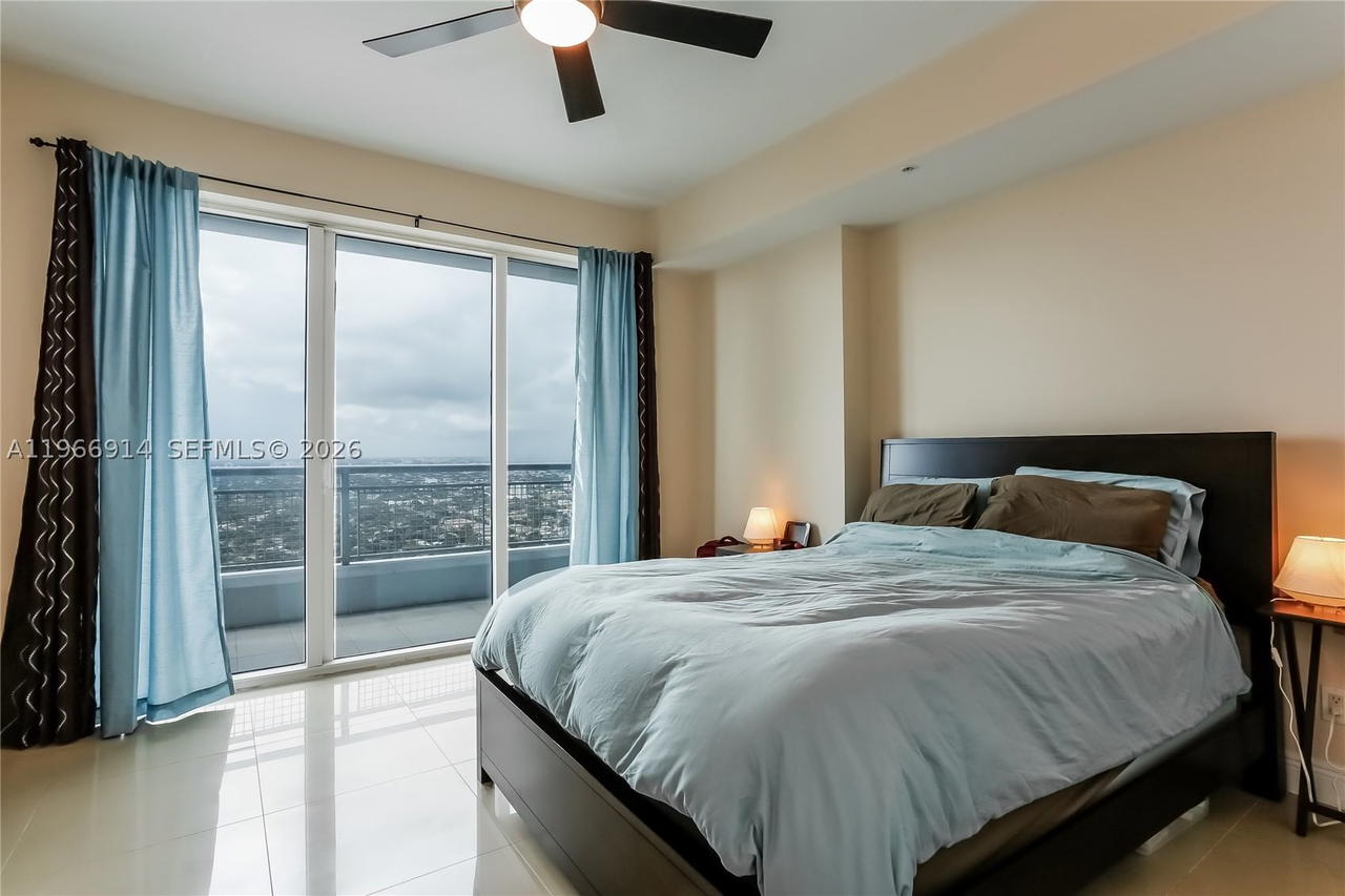 Real estate property located at 60 13th St #3404, Miami-dade, Infinity At Brickell Cond, Miami, FL
