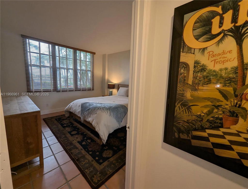 Real estate property located at 5161 Collins Ave #208, Miami-dade, Seacoast 5151 Condo, Miami Beach, FL