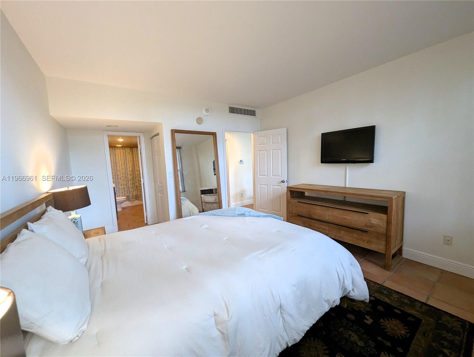 Real estate property located at 5161 Collins Ave #208, Miami-dade, Seacoast 5151 Condo, Miami Beach, FL