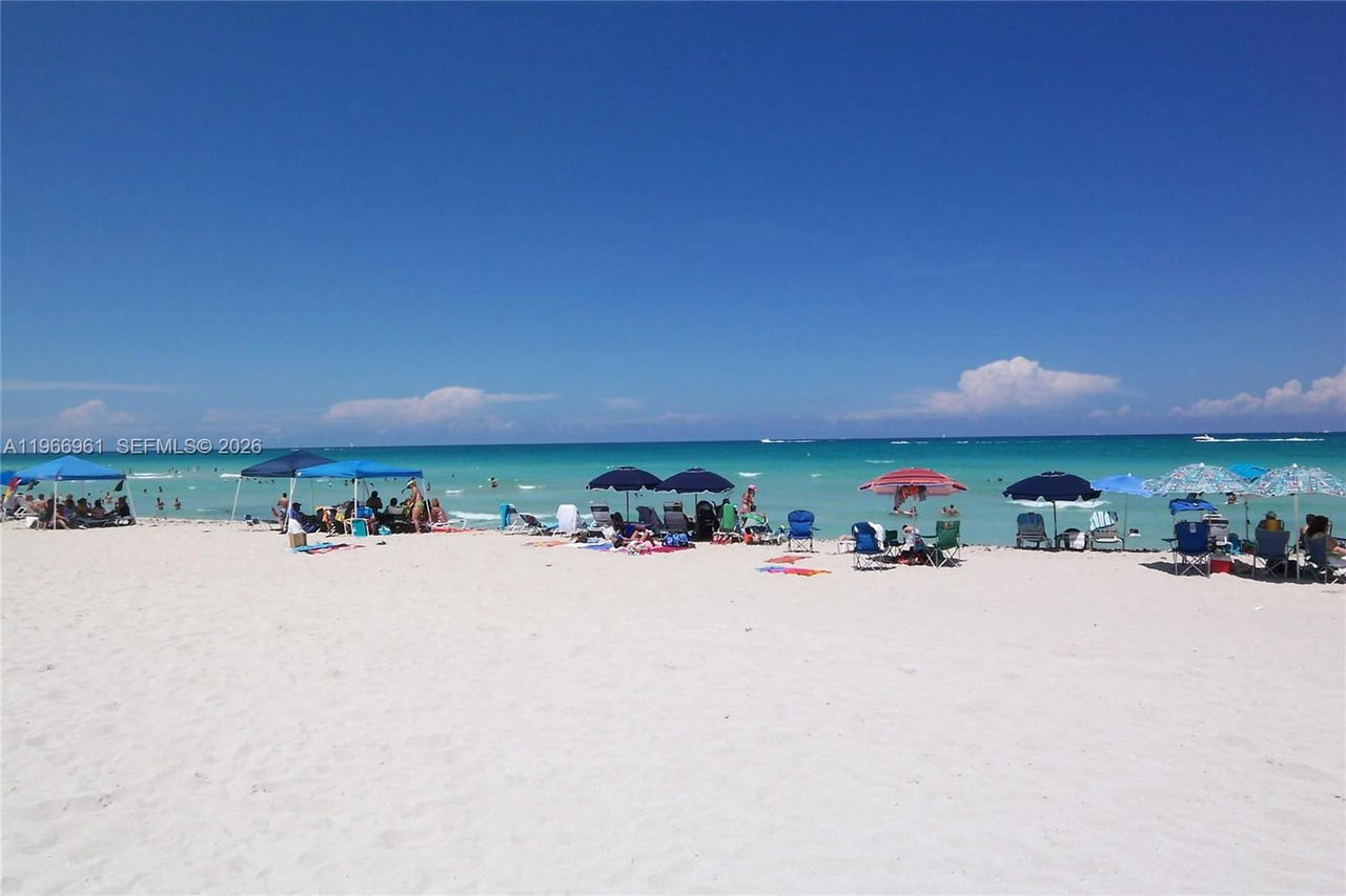 Real estate property located at 5161 Collins Ave #208, Miami-dade, Seacoast 5151 Condo, Miami Beach, FL