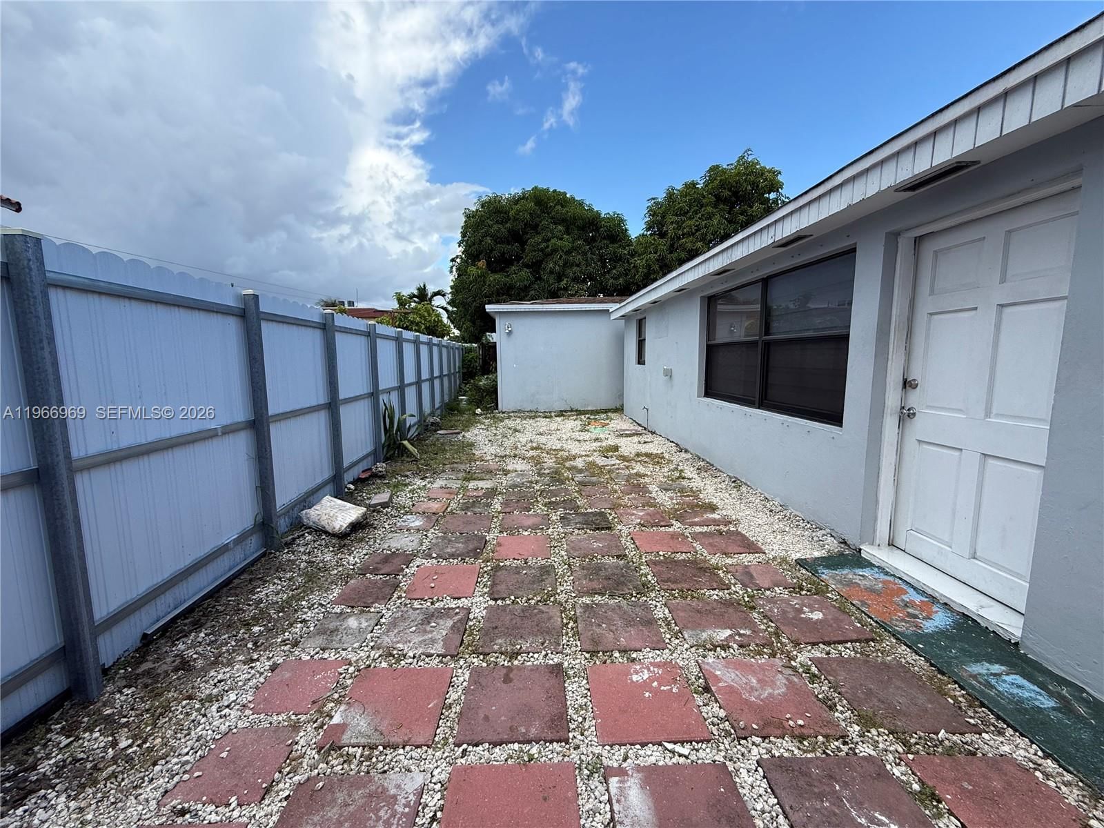 Real estate property located at 860 9th Ct, Miami-dade, West Buena Vista, Hialeah, FL